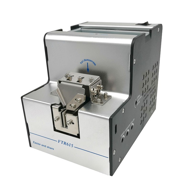 Array type screw feeder